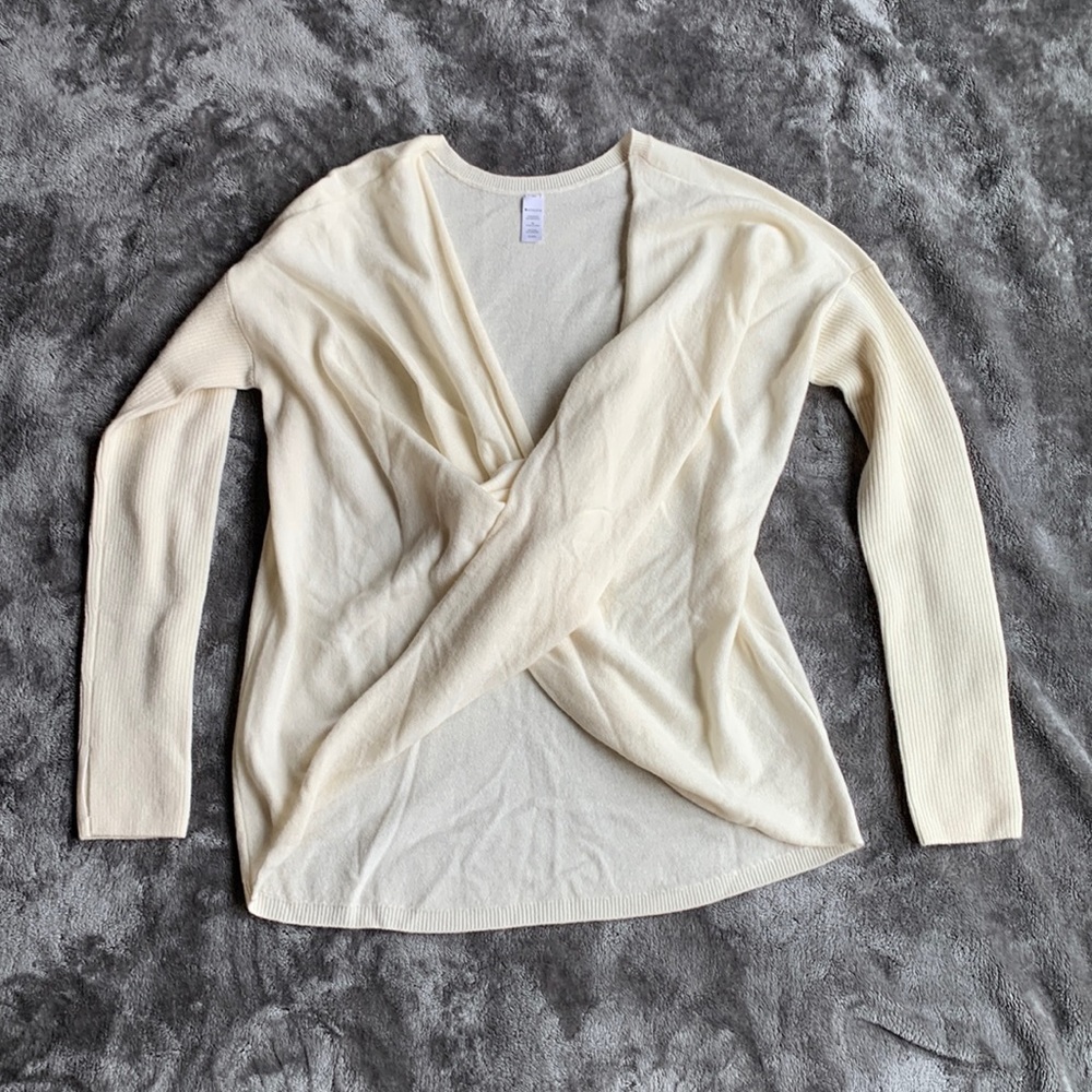 ATHLETA women’s sweater
